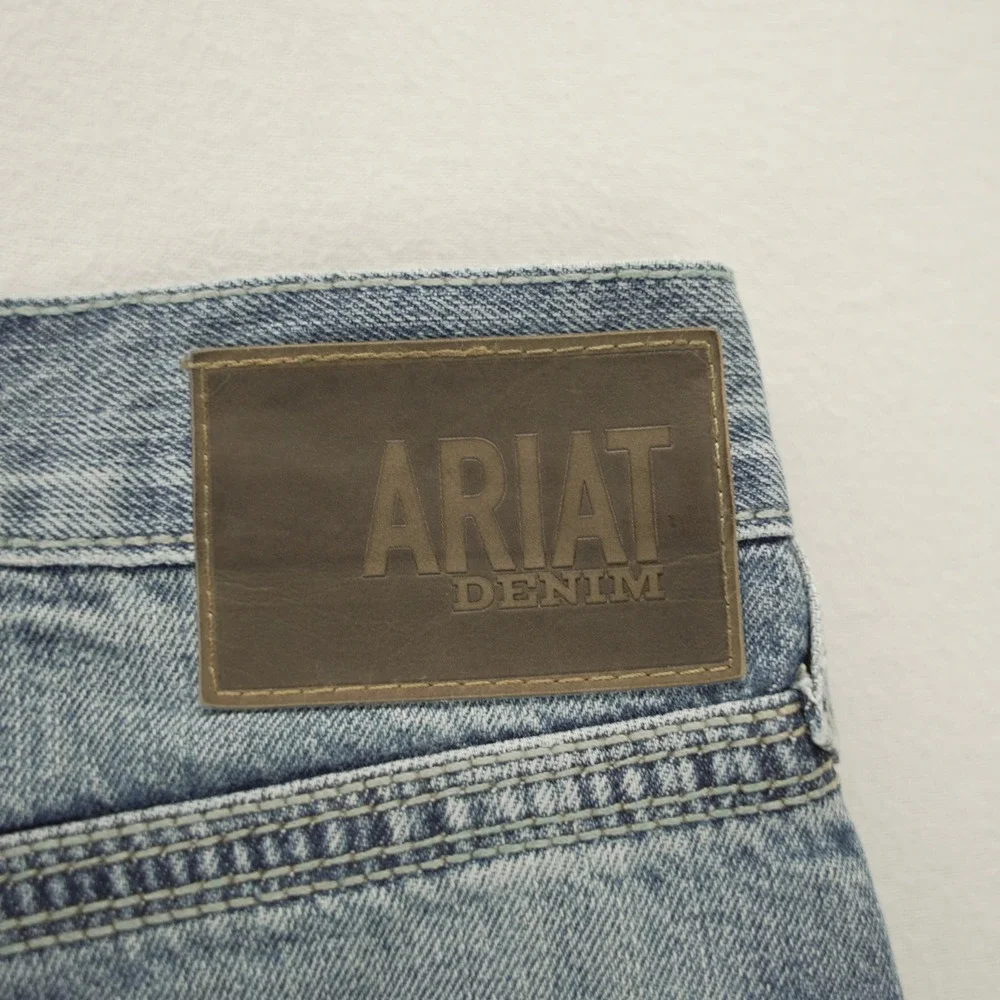 Ariat M5 Straight Fit Straight Leg Jeans Mens 34x30 Light Wash Blue Denim